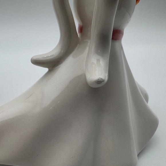 Disney Nightmare Before Christmas Zero & Doghouse Salt and Pepper Shakers - Picture 9 of 11